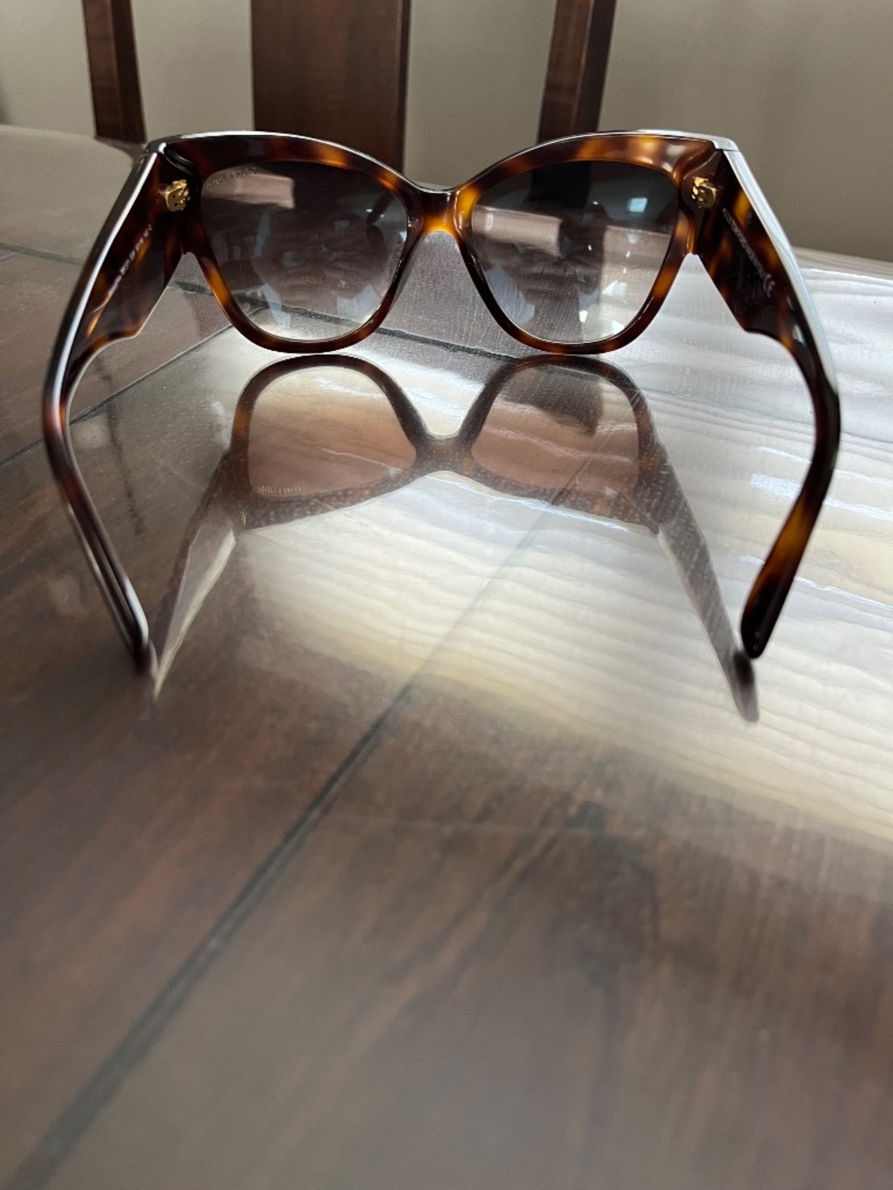 Tom Ford Women’s Sunglasses - Picture 4 of 8